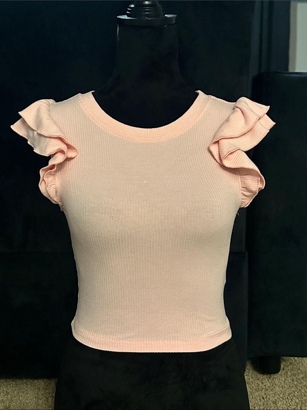 SHEIN Pastel Pink Ruffle Sleeve Ribbed Crop Top